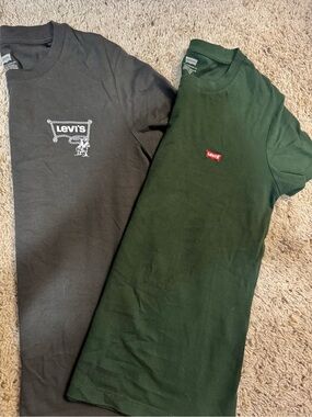 women Levi T-shirt’s